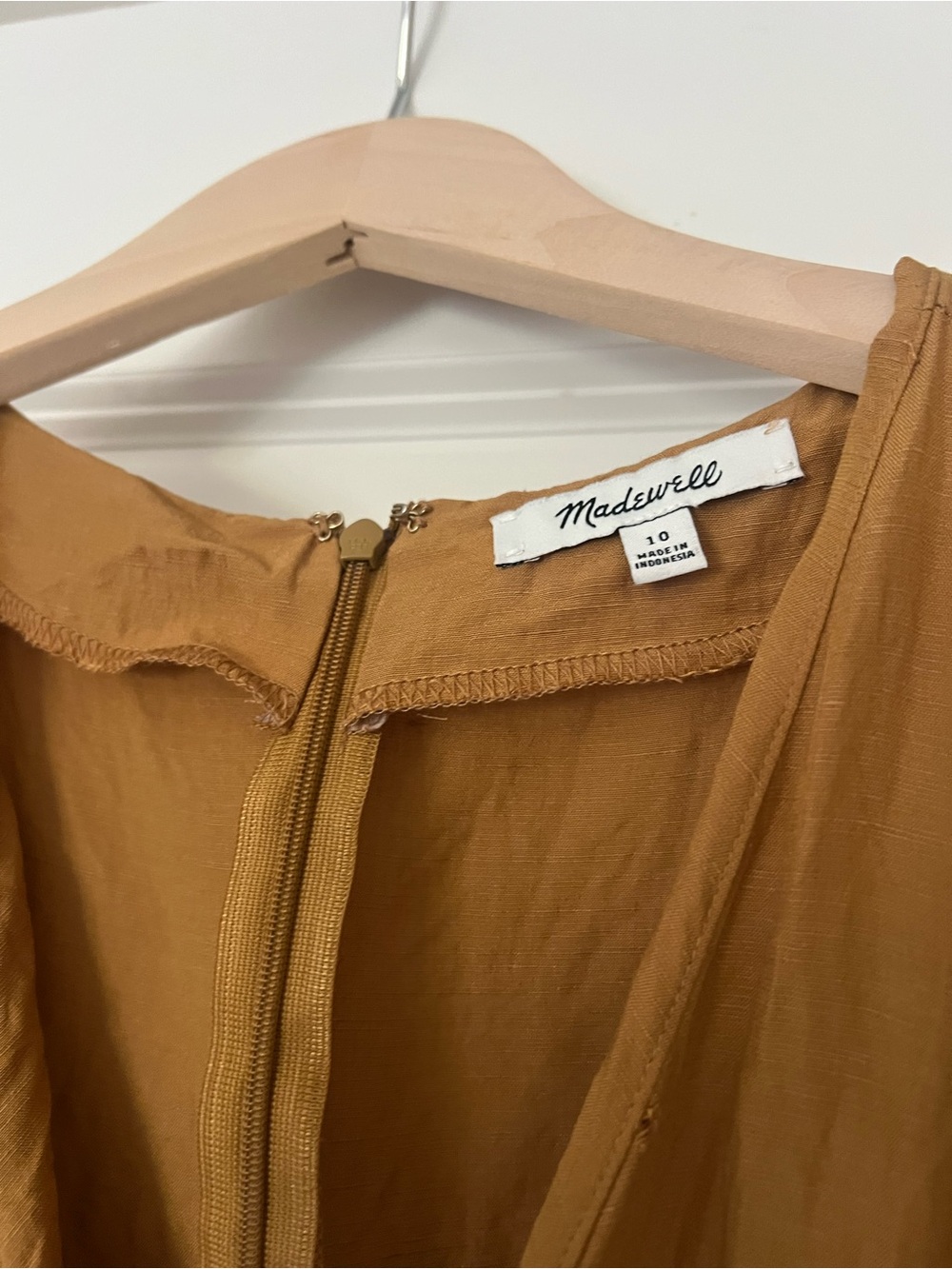 MADEWELL Mustard Brown V-Neck Short Sleeve Midi Dress with Tie Waist - Picture 4 of 8